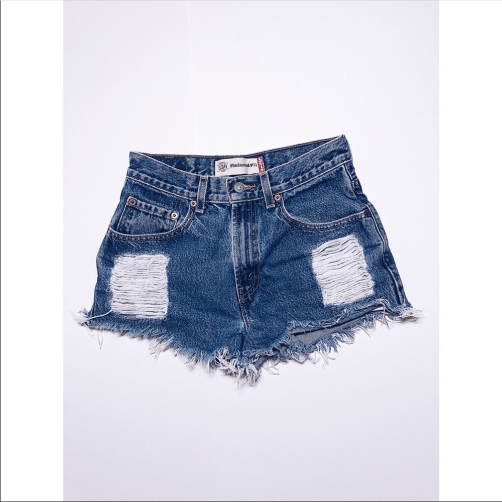 Levi zip fly high rise shorts